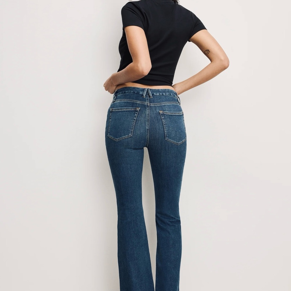 BNWT! GOOD AMERICAN, GOOD LEGS FLARE JEANS SZ. 14 - Picture 3 of 7